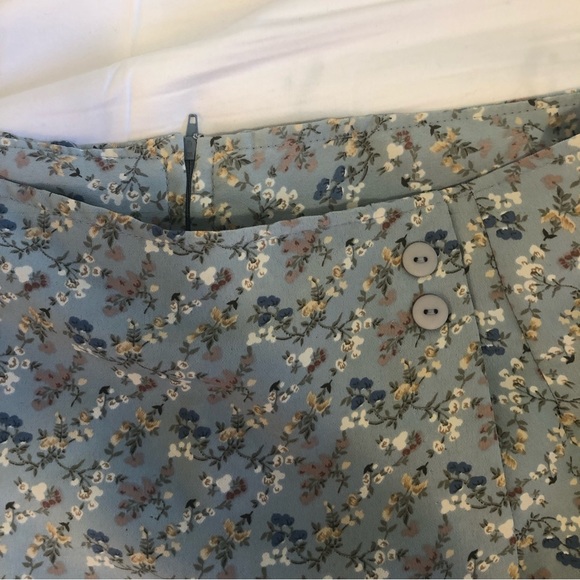 Floral Print Blue Skort - Picture 3 of 6
